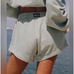 EUC Daily Drills Super Shorts  HARBOR GREEN M/L RARE POCKETS